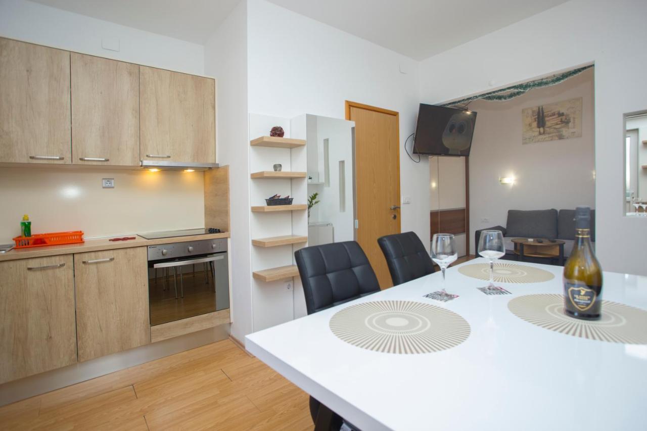 Apartment Adria Split Exterior photo