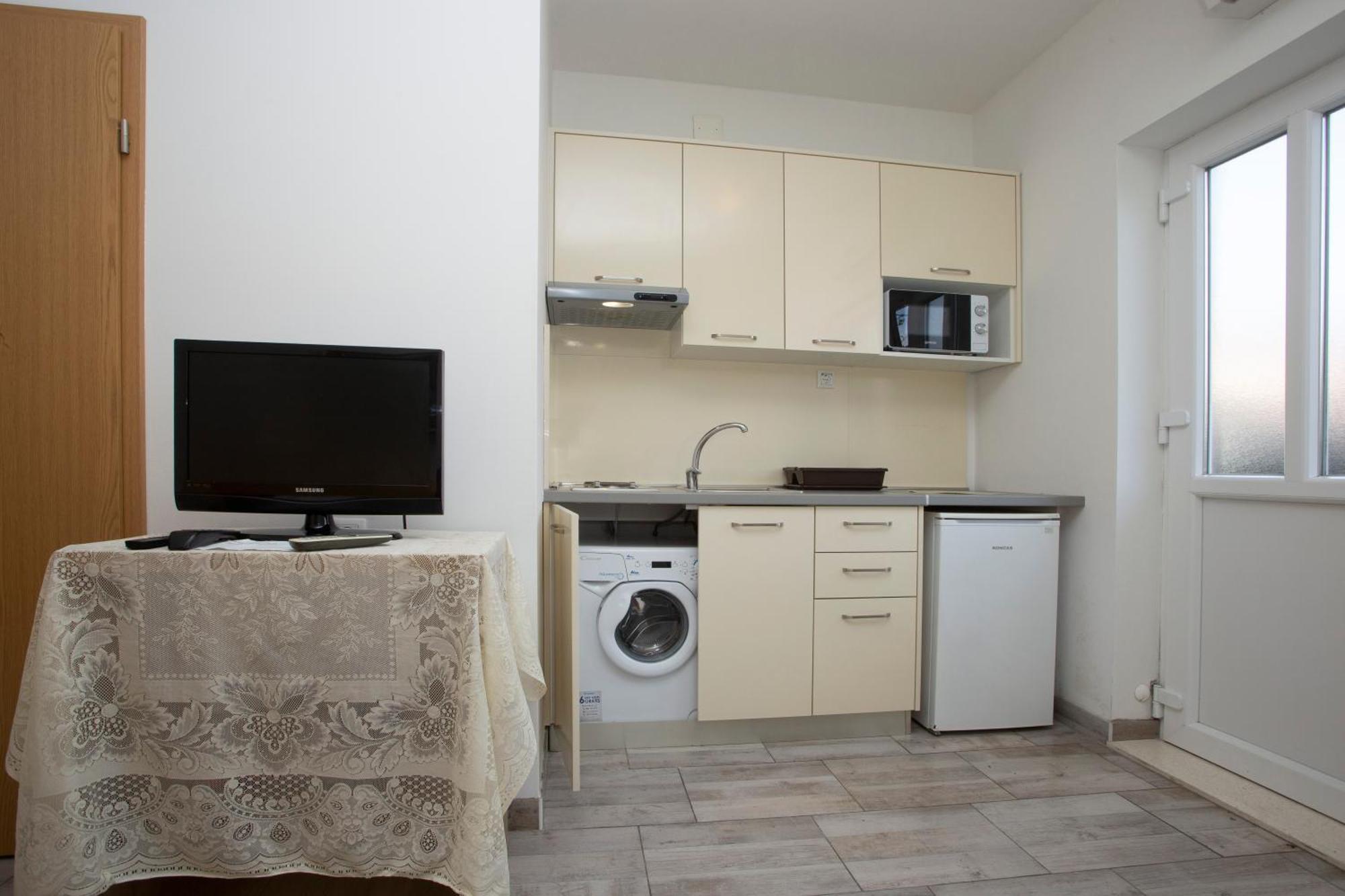Apartment Adria Split Exterior photo