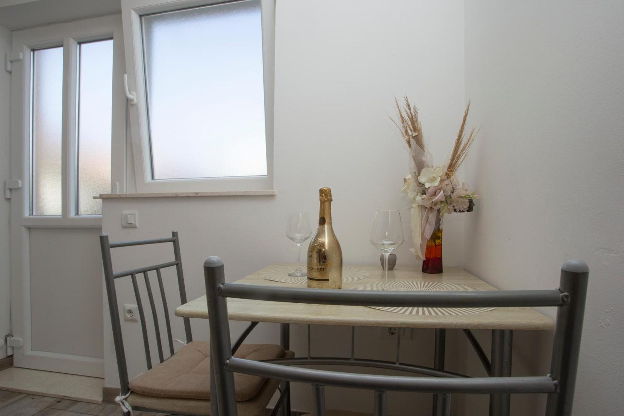 Apartment Adria Split Exterior photo